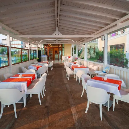 Hotel Perla Gold Hotel 5*